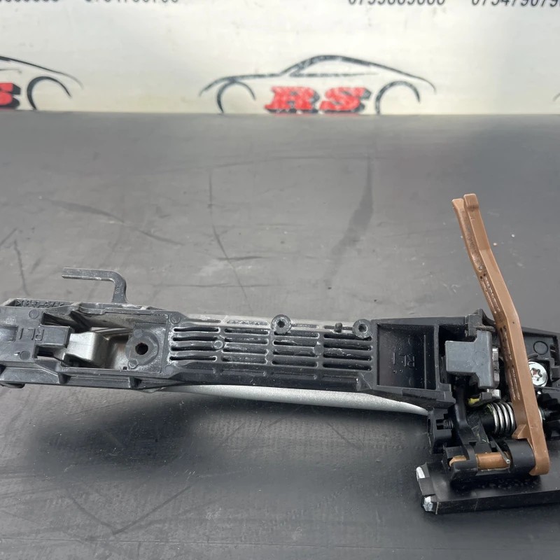 Maner usa stanga spate / Lexus RX 400h XU30 2007 / Caroserie, oglinzi si faruri