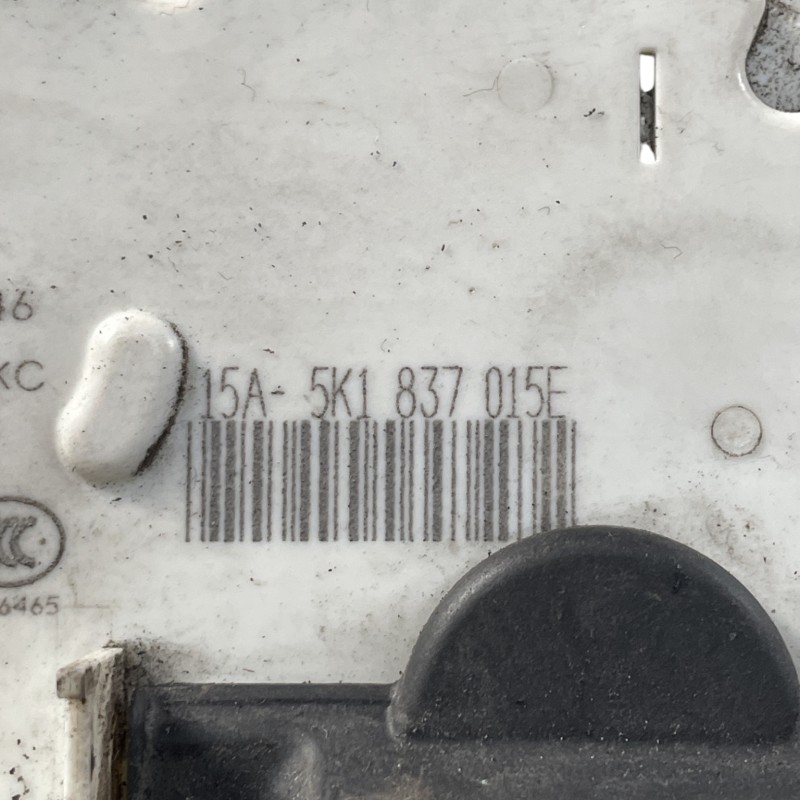 Iala broasca usa stanga fata / Volkswagen Polo 6R 2013 / Caroserie, oglinzi si faruri