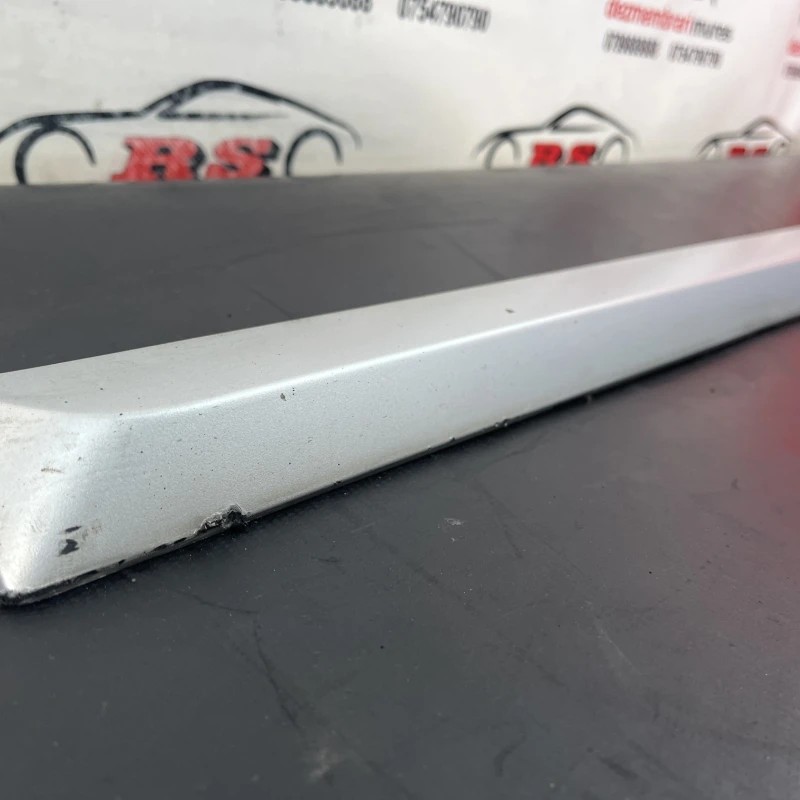 Bandou usa stanga spate / Volkswagen Passat B7 2014 / Caroserie, oglinzi si faruri