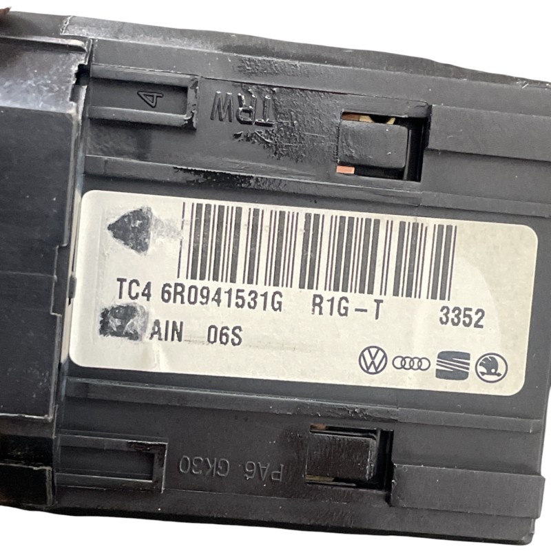 Bloc lumini / Volkswagen Polo 6R 2013 / Audio si electronice