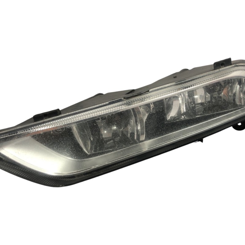 Proiector stanga / Volkswagen Passat B7 2012 / Caroserie, oglinzi si faruri