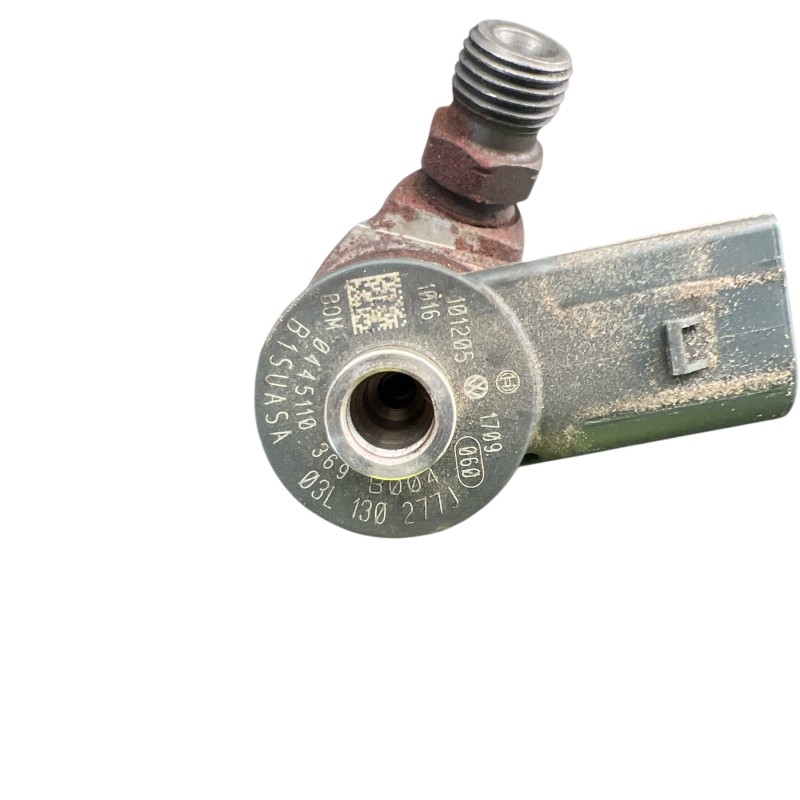 Injector / Volkswagen Passat B7 2011 / Motor, racire si evacuare