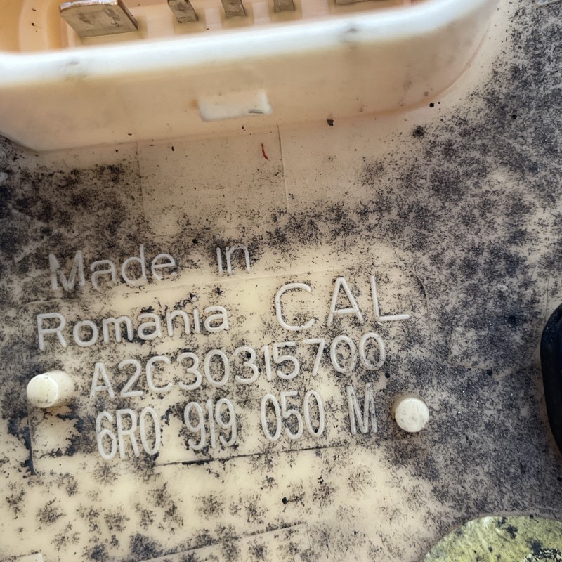 Pompa combustibil rezervor / Volkswagen Polo 6R 2013 / Audio si electronice