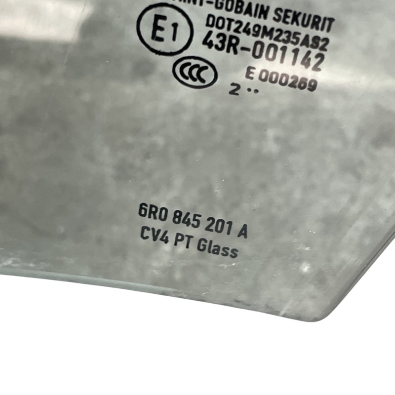 Geam stanga fata / Volkswagen Polo 6R 2013 / Caroserie, oglinzi si faruri