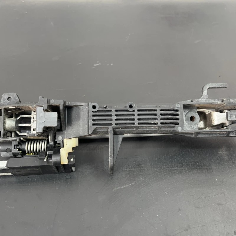 Maner usa dreapta fata / Lexus RX 400h XU30 2007 / Caroserie, oglinzi si faruri