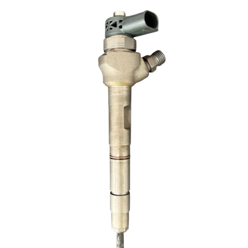 Injector Volkswagen Passat B7 2014