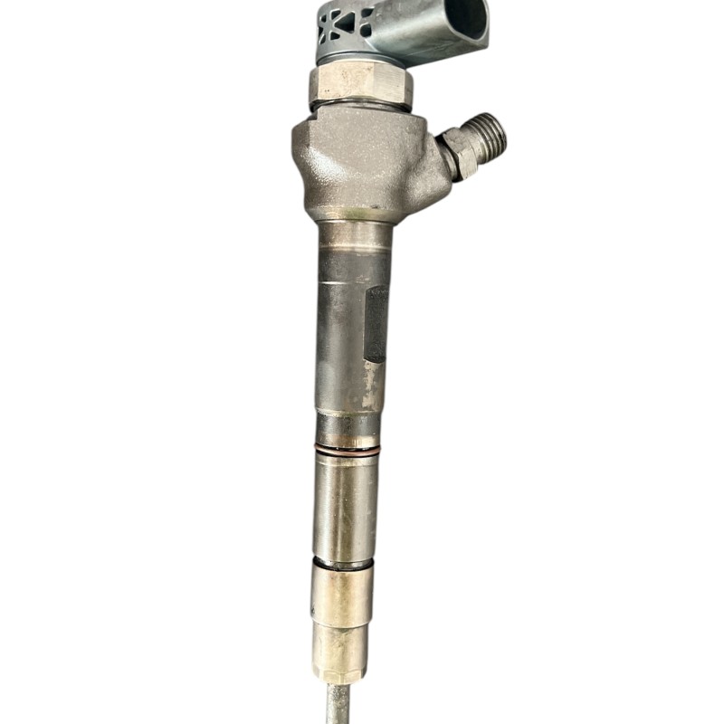 Injector Volkswagen Passat B7 2011