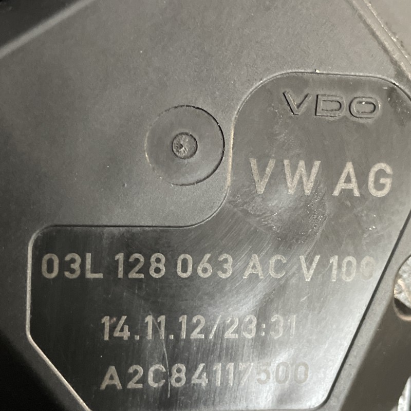 Clapeta de acceleratie / Volkswagen Polo 6R 2013 / Motor, racire si evacuare