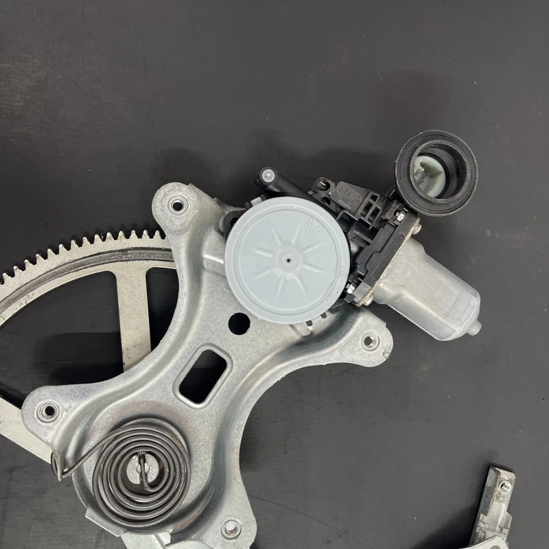 Macara geam dreapta fata / Lexus RX 400h XU30 2007 / Caroserie, oglinzi si faruri
