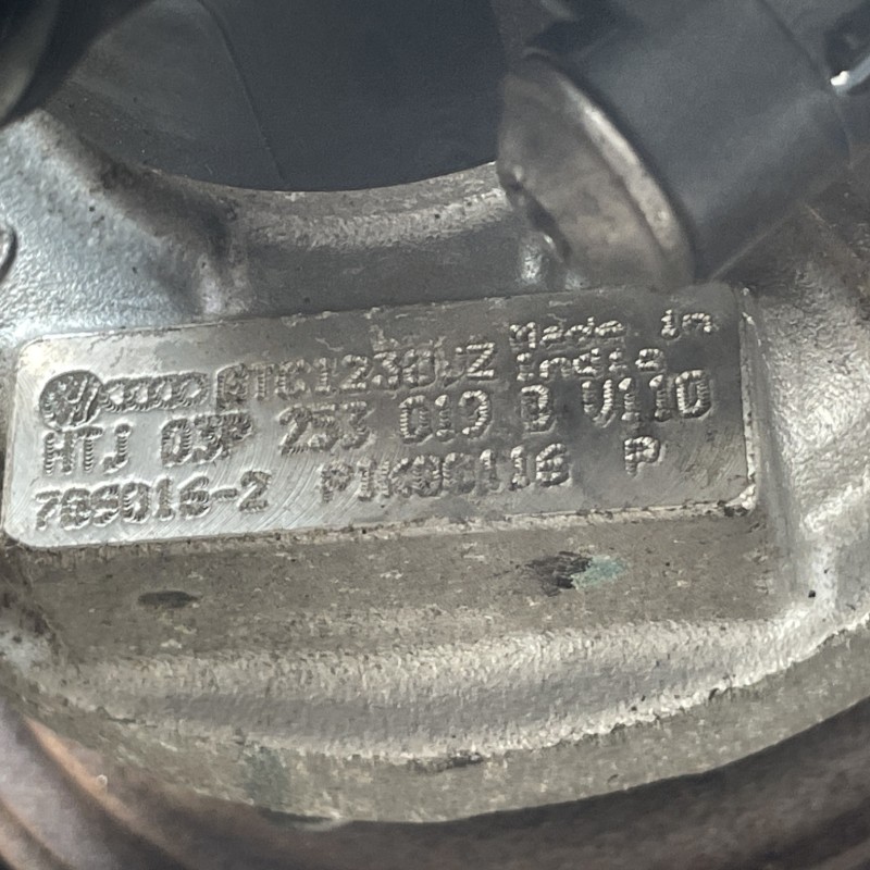 Turbosuflanta turbo turbina / Volkswagen Polo 6R 2013 / Depozit