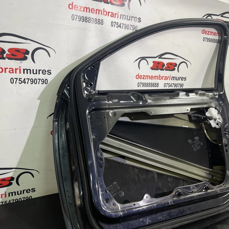 Usa dreapta fata / Volkswagen Passat B7 2012 / Caroserie, oglinzi si faruri