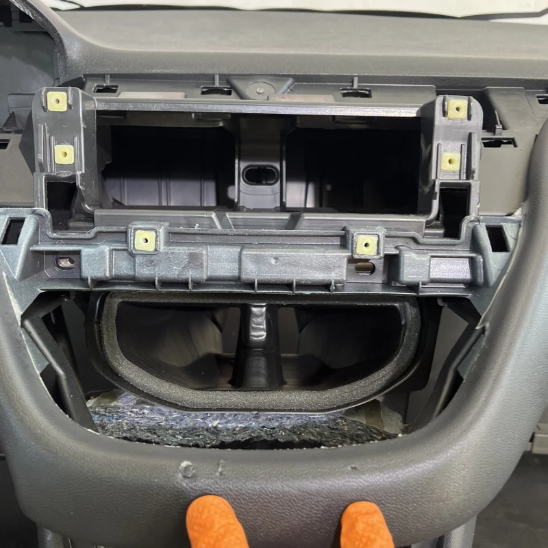 Plansa bord / Peugeot 208 208 2016 / Interior