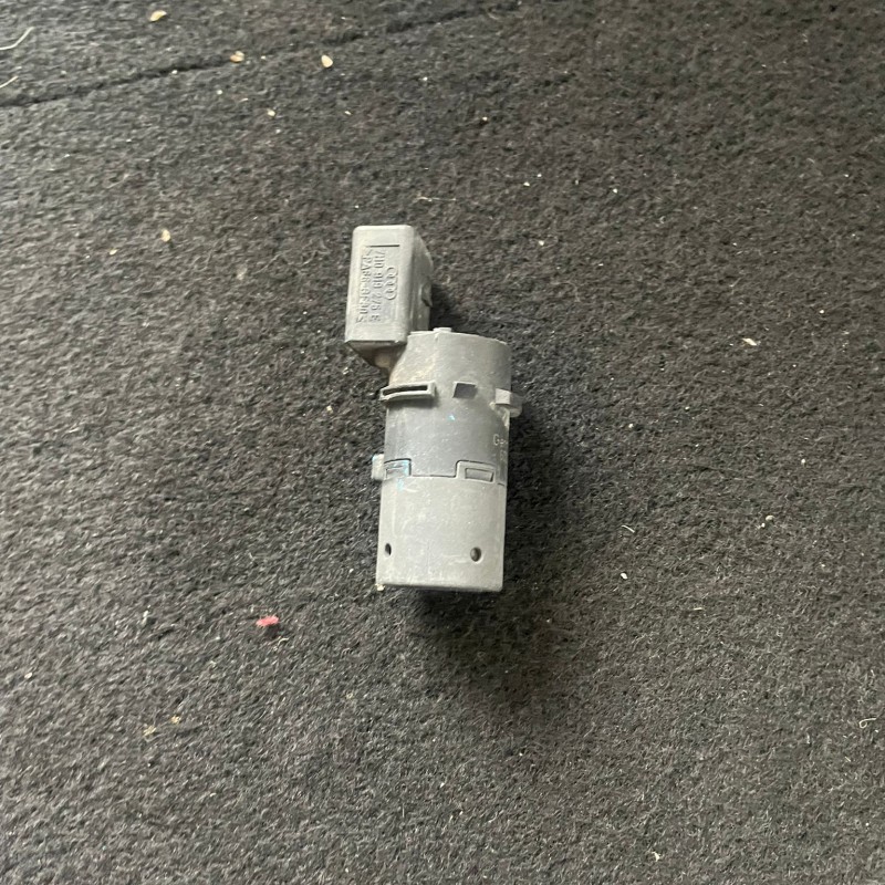 Senzori de parcare / Volkswagen T5 Transporter 2011 / Audio si electronice