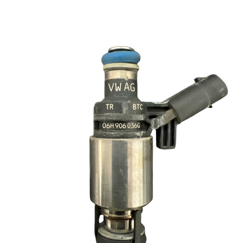Injector / Volkswagen Golf MK6 2009 / Motor, racire si evacuare