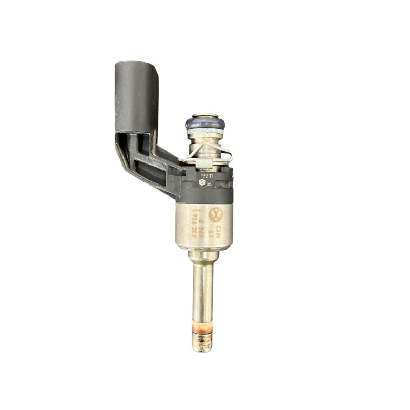 Injector / Volkswagen Golf MK6 2012 / Motor, racire si evacuare