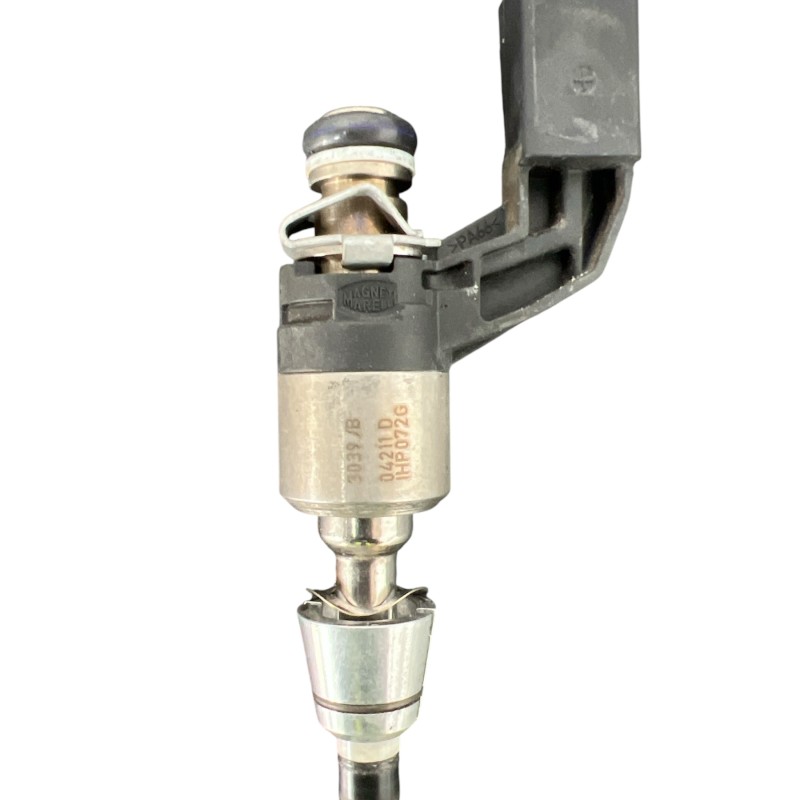 Injector / Volkswagen Passat B6 2010 / Motor, racire si evacuare