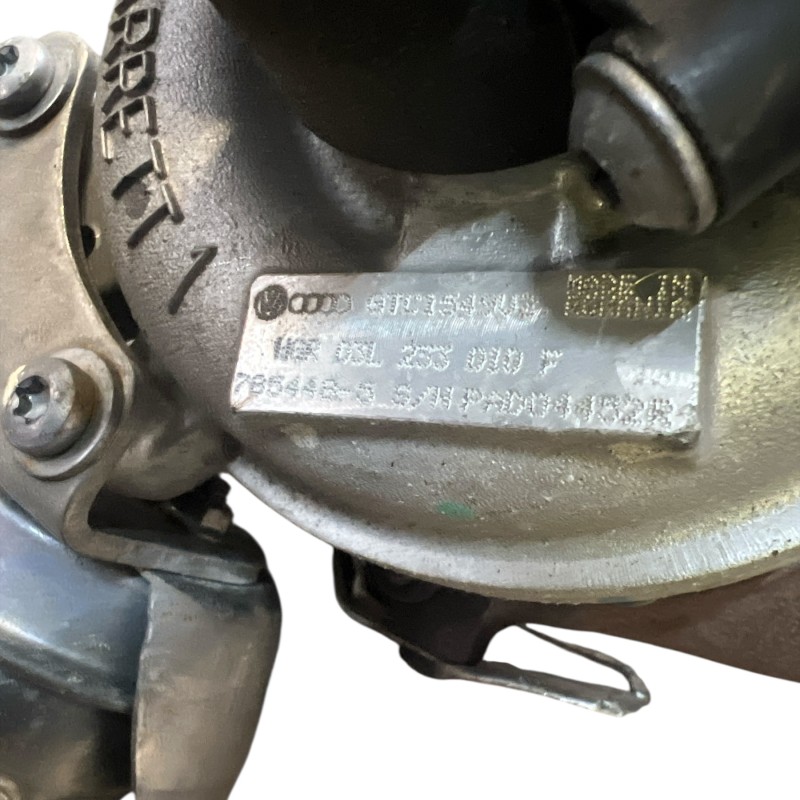 Turbosuflanta turbo turbina / Volkswagen Passat B7 2012 / Motor, racire si evacuare