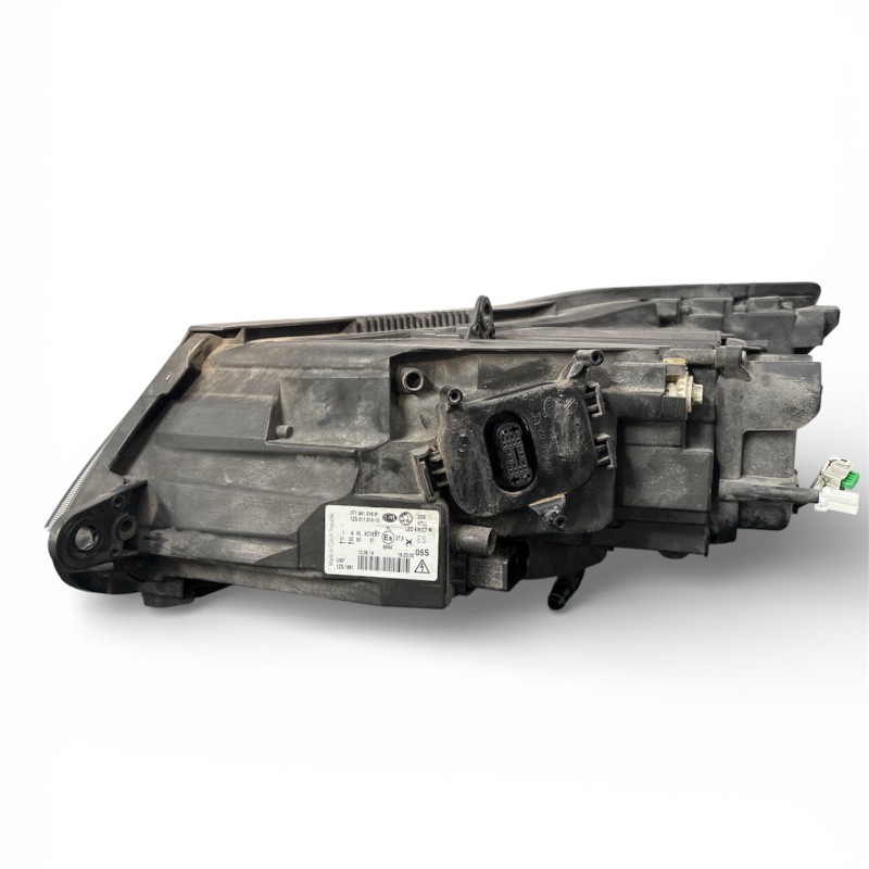 Far dreapta xenon / Skoda Superb II 3T 2015 / Caroserie, oglinzi si faruri