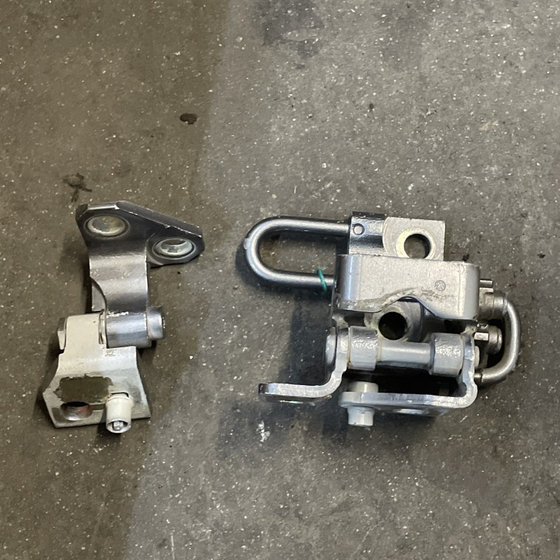 Balamale usa dreapta spate / Volkswagen Golf MK6 2011 / Caroserie, oglinzi si faruri