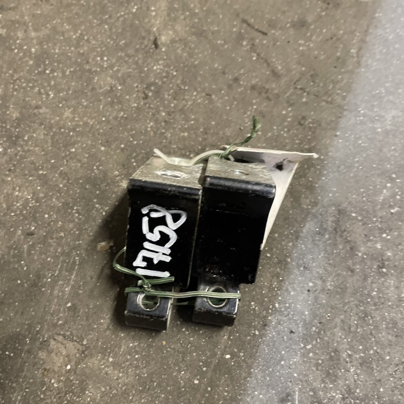 Balamale usa dreapta fata / Audi A4 B8 2013 / Caroserie, oglinzi si faruri