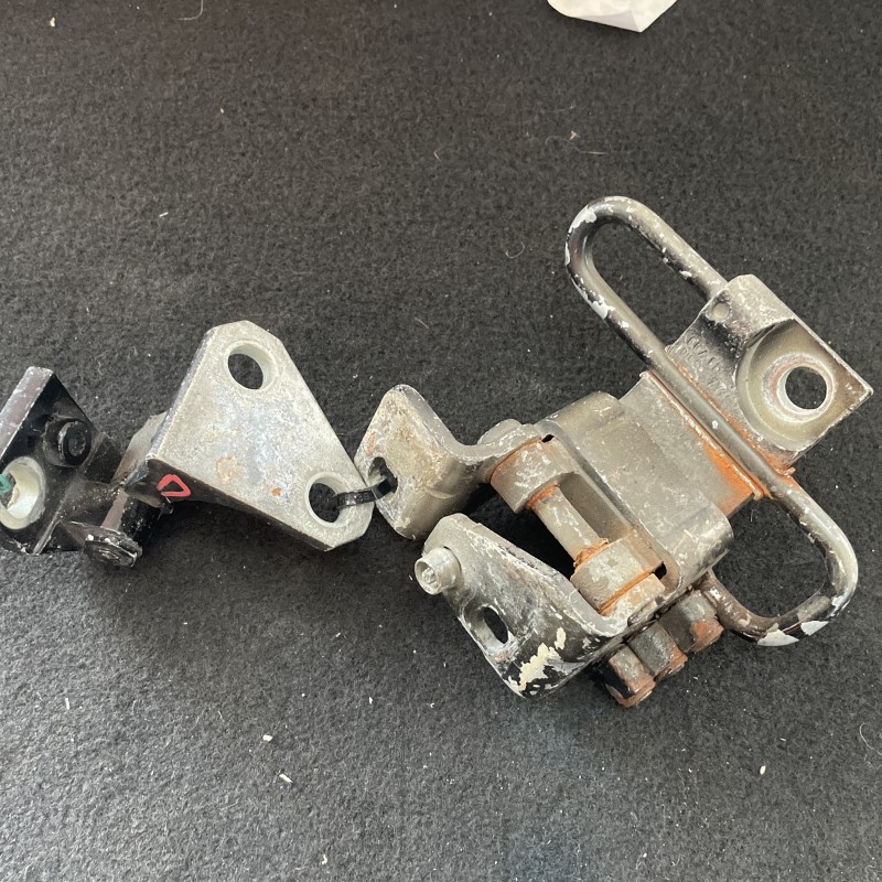 Balamale usa dreapta fata / Volkswagen Golf MK6 2010 / Consumabile si accesorii