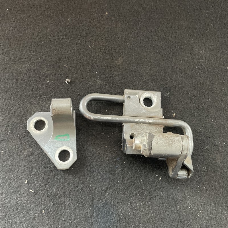 Balamale usa dreapta fata / Volkswagen Passat B6 2008 / Caroserie, oglinzi si faruri