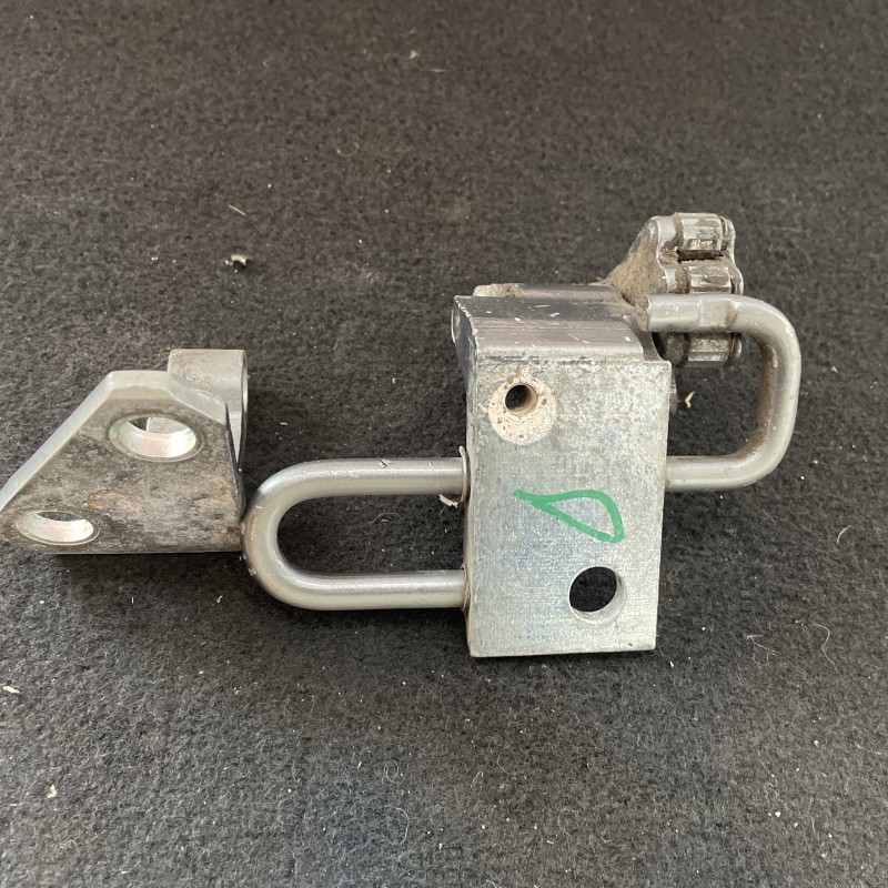 Balamale usa dreapta fata / Volkswagen Passat B6 2008 / Caroserie, oglinzi si faruri