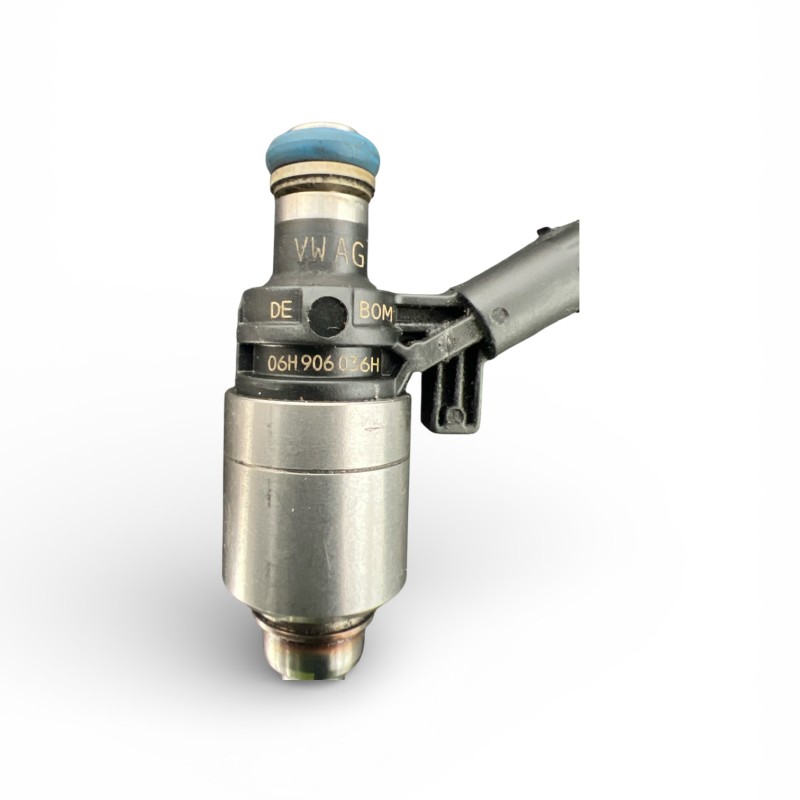 Injector / Volkswagen Golf MK6 2010 / Motor, racire si evacuare