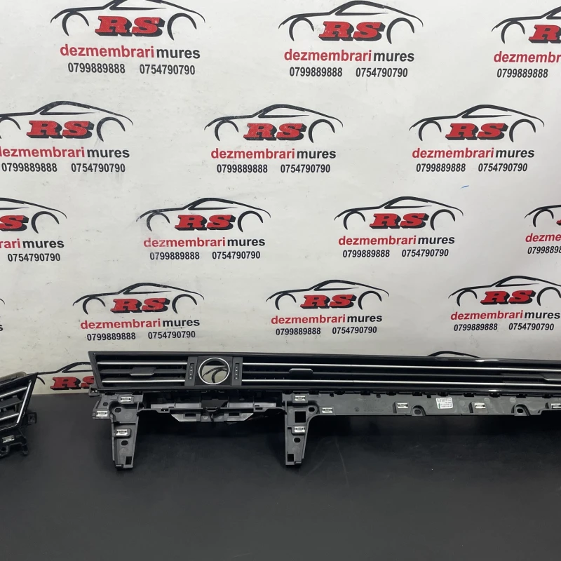 Grila aer bord / Volkswagen Passat B8 2016 / Interior