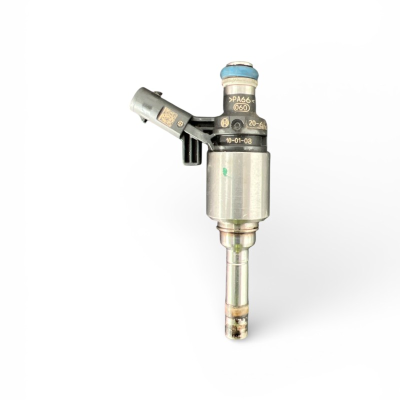 Injector Audi A5 8T 2010