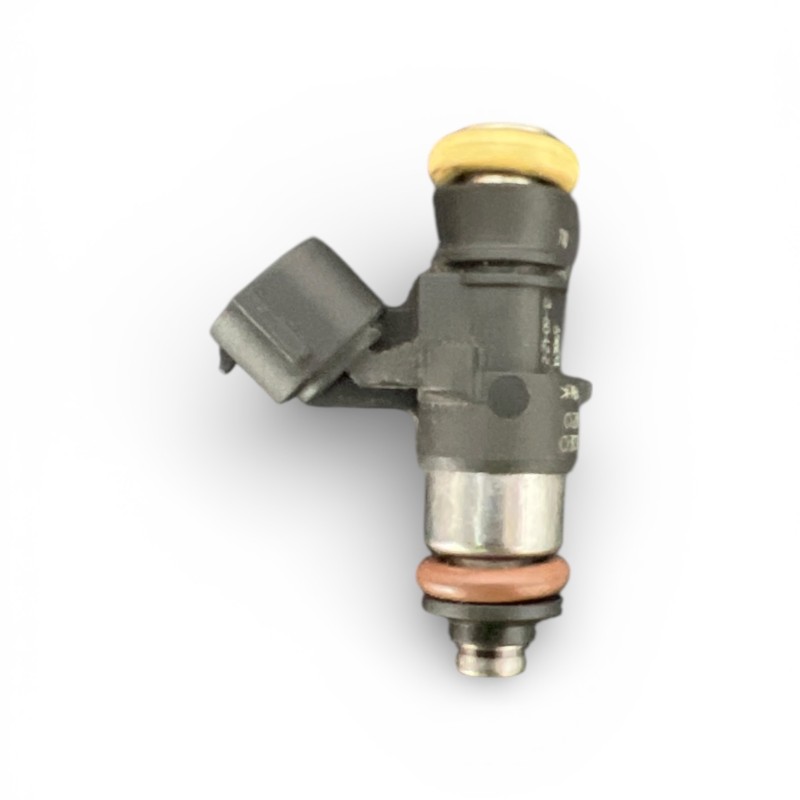 Injector / Volkswagen Passat B6 2010 / Motor, racire si evacuare