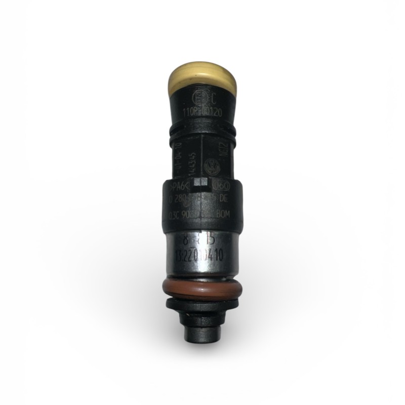Injector / Volkswagen Passat B6 2010 / Motor, racire si evacuare