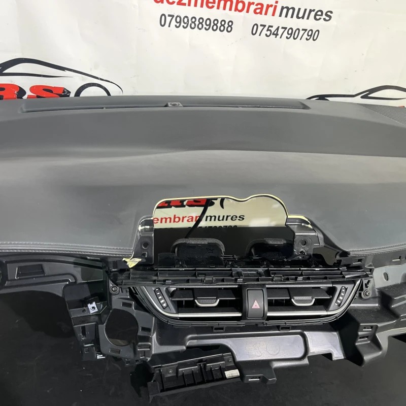 Plansa bord / Toyota CHR CHR 2022 / Interior