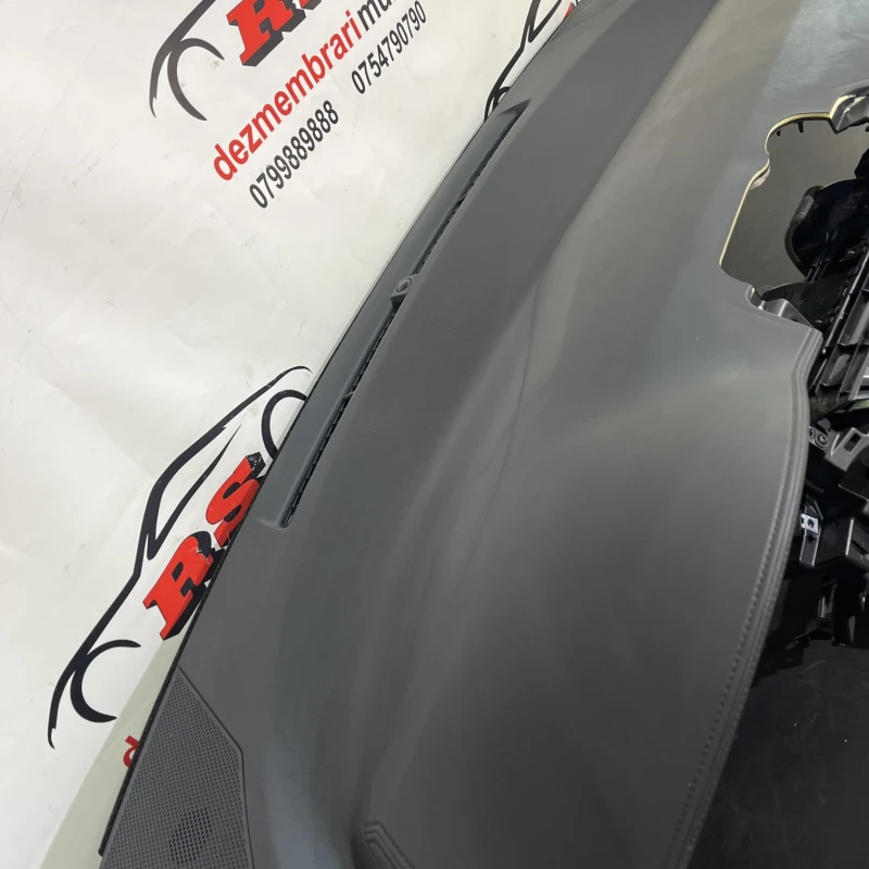 Plansa bord / Toyota CHR CHR 2022 / Interior