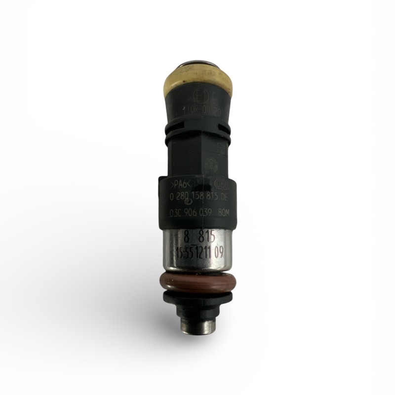 Injector / Volkswagen Passat B6 2010 / Motor, racire si evacuare