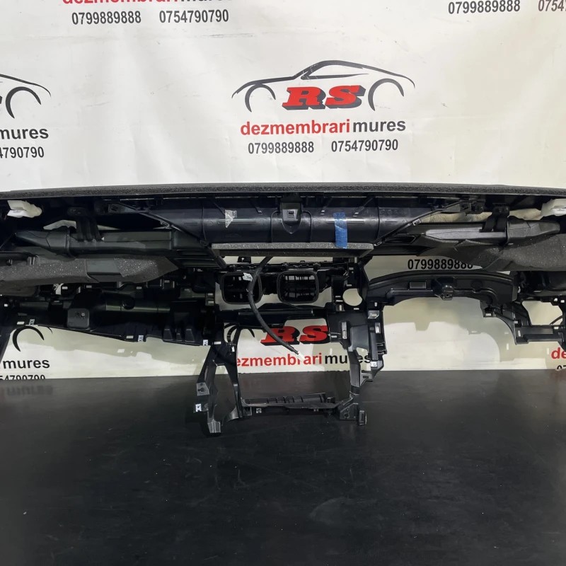 Plansa bord / Toyota CHR CHR 2022 / Interior