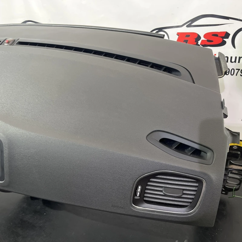 Plansa bord / Volvo V60 V60 2014 / Interior