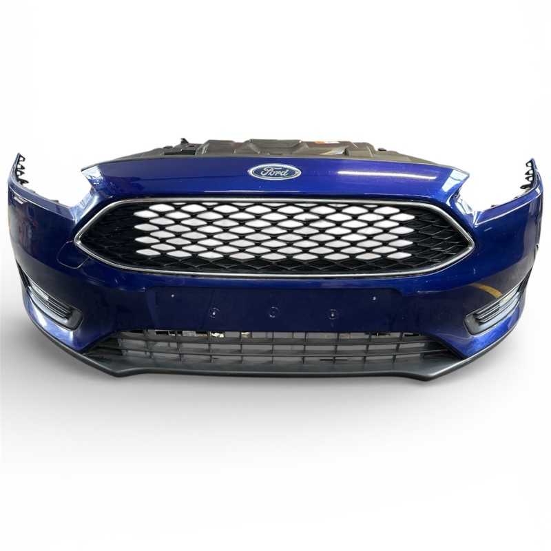 Bara fata / Ford Focus MK3 2015 / Caroserie, oglinzi si faruri