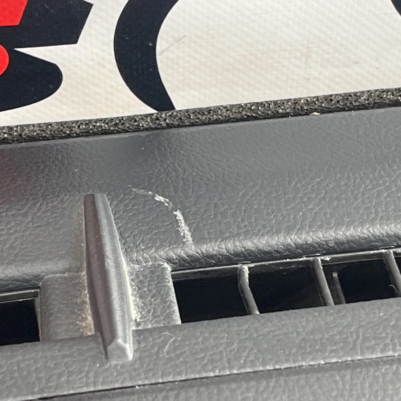 Plansa bord / Toyota Auris E180 2014 / Interior