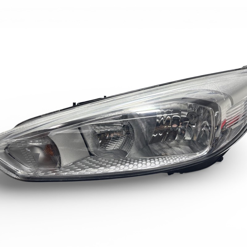 Far stanga / Ford Focus MK3 2015 / Caroserie, oglinzi si faruri