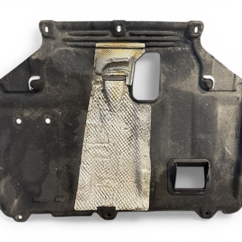 Scut motor / Ford Focus MK3 2015 / Caroserie, oglinzi si faruri