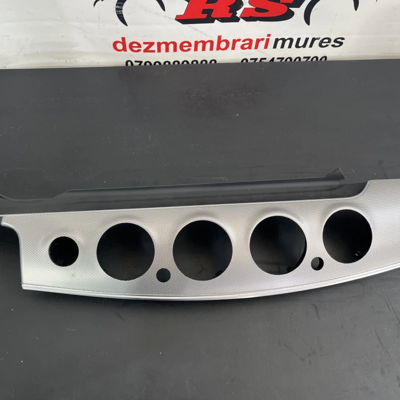 Ornament trim bord / Mercedes-Benz E Class W213 2016 / Interior