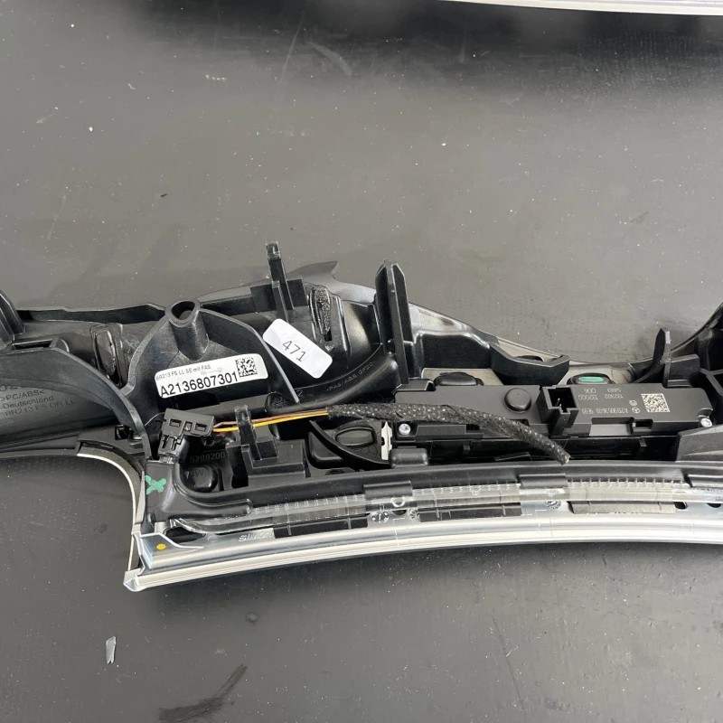 Ornament trim bord / Mercedes-Benz E Class W213 2016 / Interior