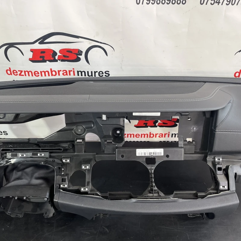 Plansa bord / Mercedes-Benz E Class W213 2016 / Interior