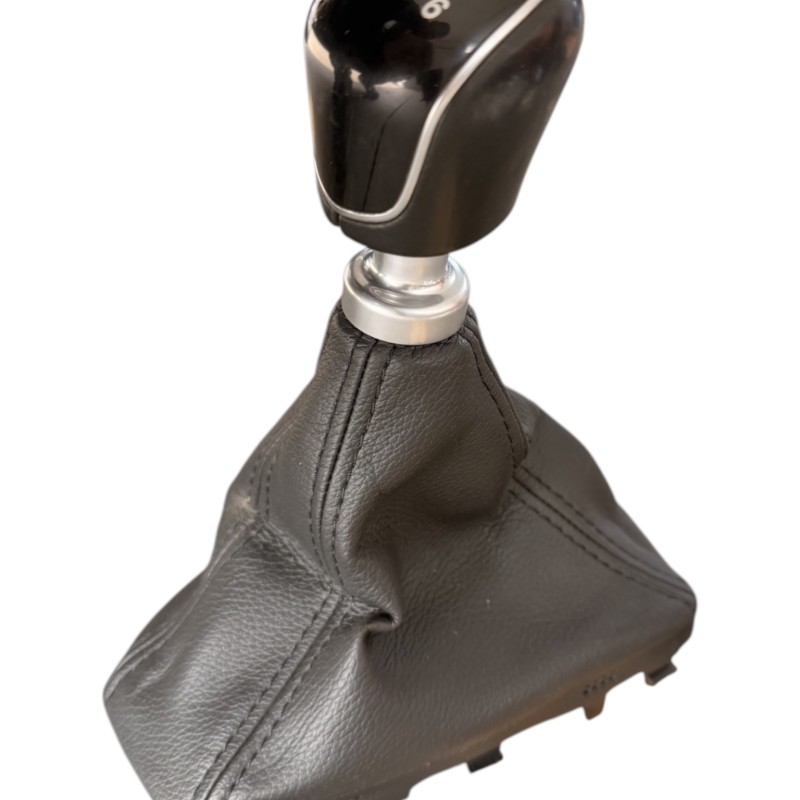 Nuca schimbator / Ford Focus MK3 2015 / Interior