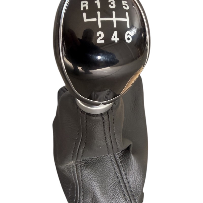 Nuca schimbator / Ford Focus MK3 2015 / Interior