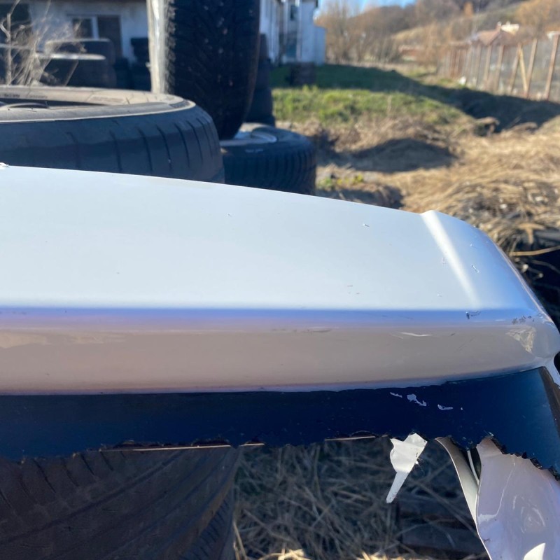 Haion / Volkswagen Passat B7 2012 / Caroserie, oglinzi si faruri