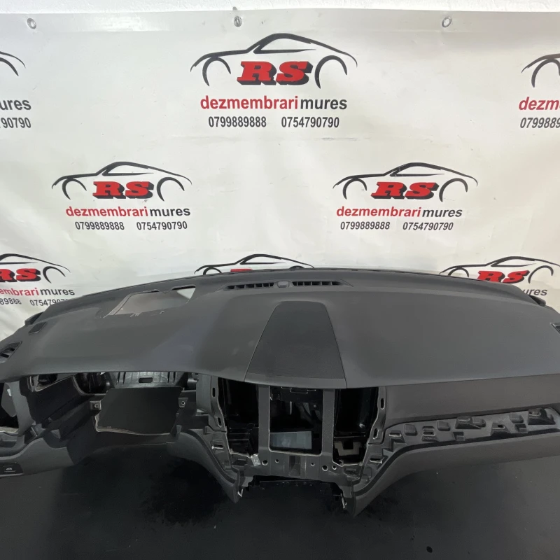 Plansa bord / Volvo XC60 D4 2019 / Interior