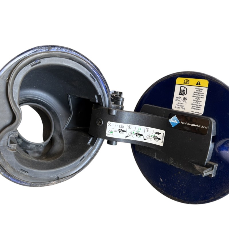 Usa rezervor / Ford Focus MK3 2015 / Caroserie, oglinzi si faruri