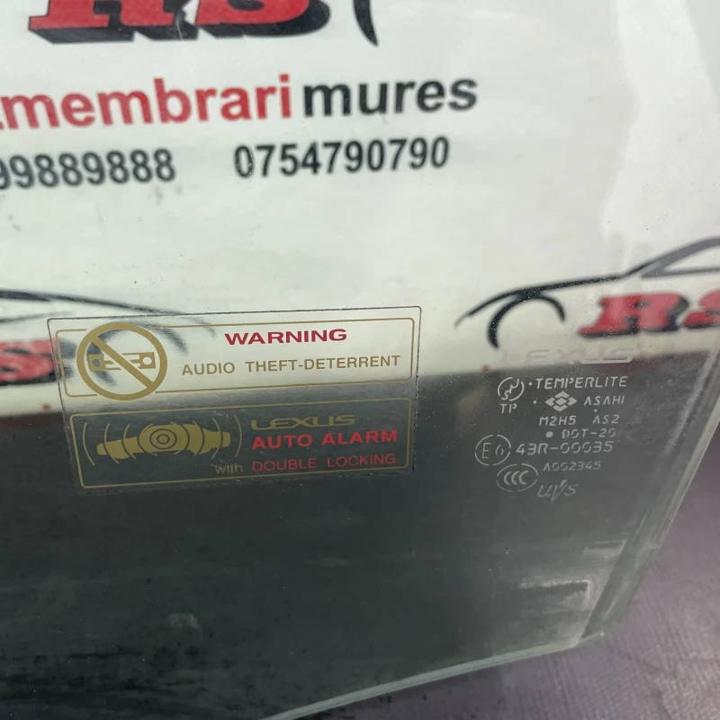 Geam stanga fata / Lexus RX 400h XU30 2007 / Caroserie, oglinzi si faruri